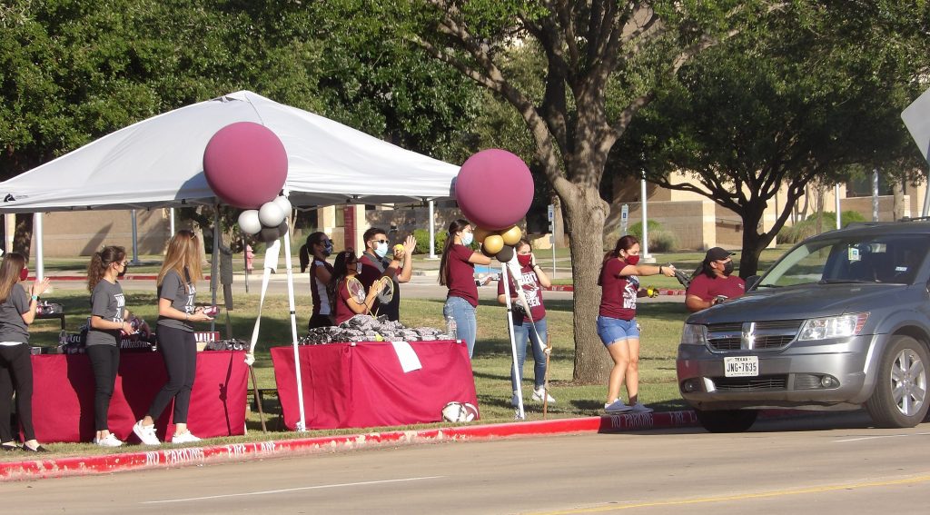 TAMIU Future Dustdevil Car Parade