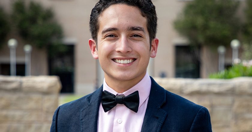 NEWS: TAMIU student wins state writing award