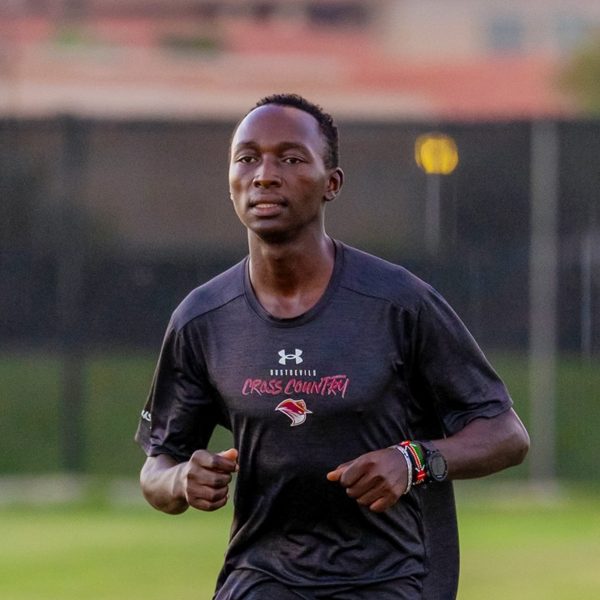 SPORTS: CROSS COUNTRY: Freshman breaks TAMIU record, sweeps weekly honors