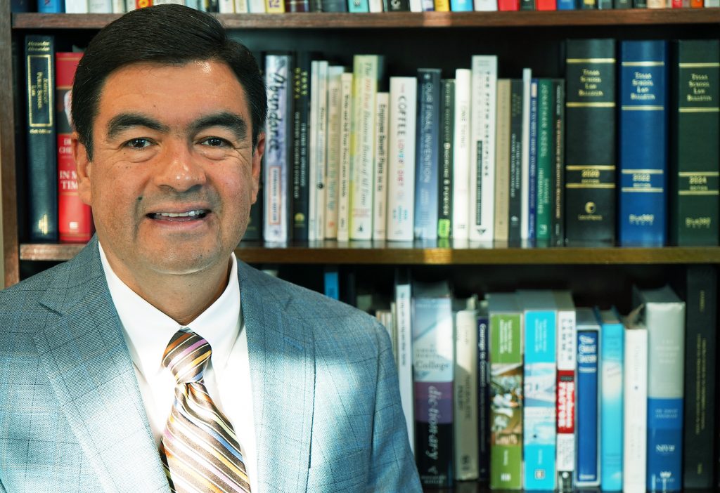 Portrait of the Dean of the College of Education at TAMIU