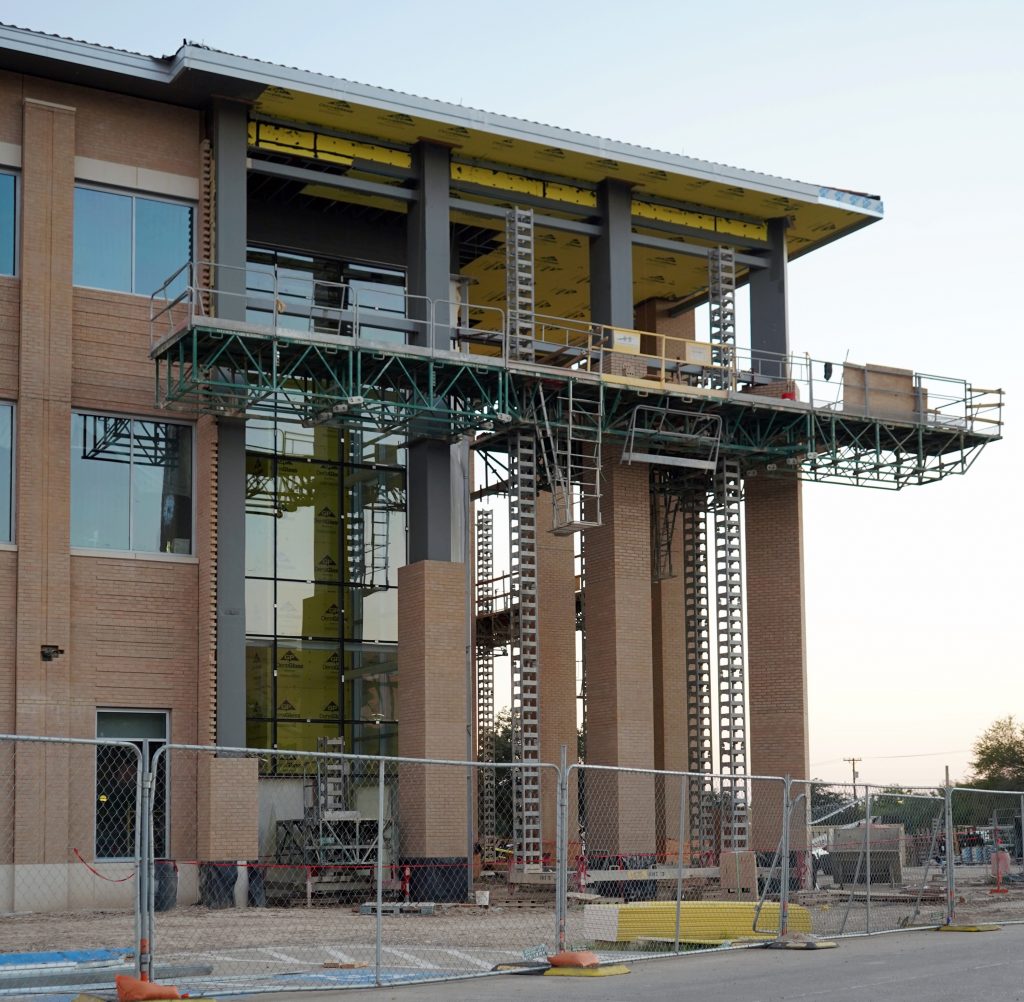 Photo of construction work at new health sciences building.
