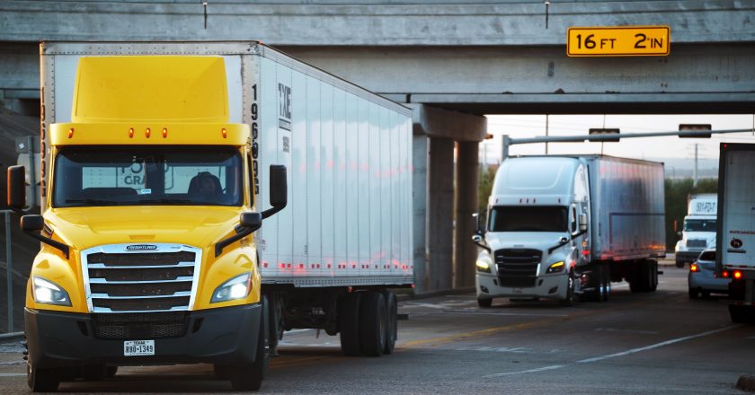 CAMPUS: TAMIU study highlights hurdles for electric tractor-trailers at border