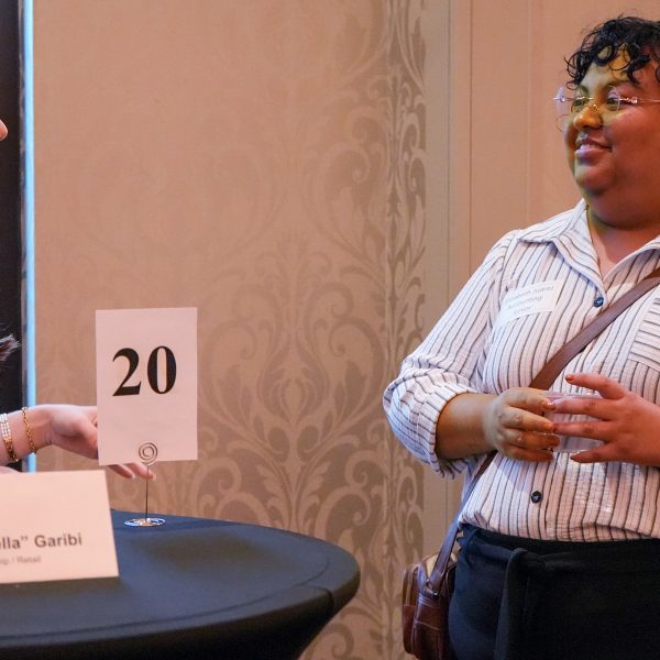 CAMPUS: Students meet mentors, matriarch in networking event