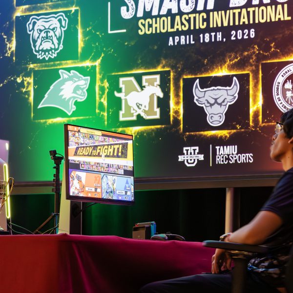 ESPORTS: TAMIU hosts first-ever scholastic esports event