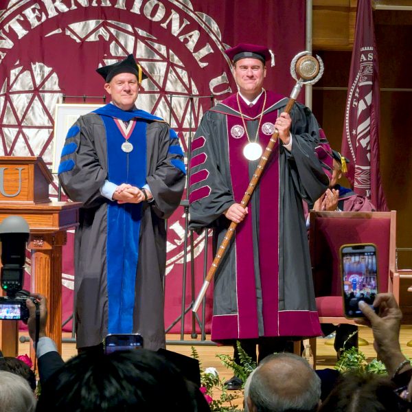 NEWS: TAMIU invests seventh president